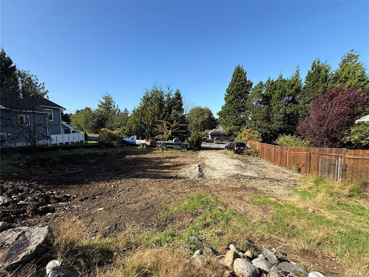 224 Alder Street, Ucluelet, BC, V0R 3A0