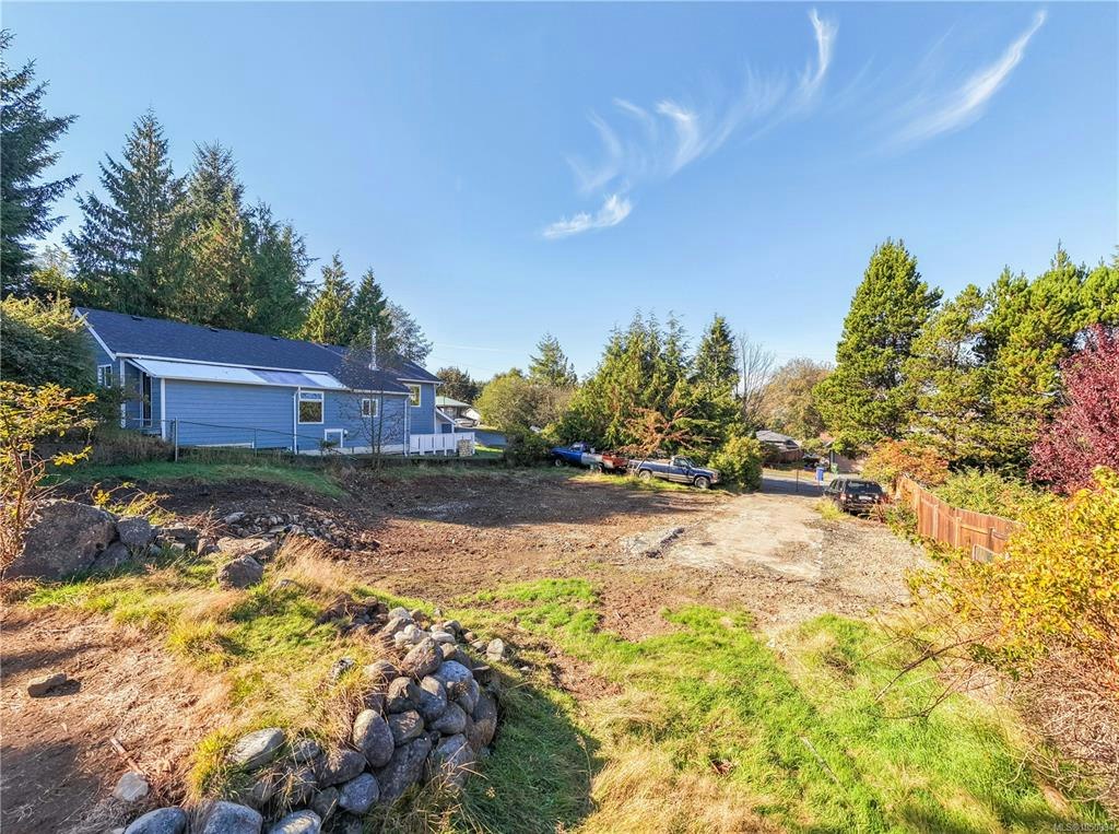 224 Alder Street, Ucluelet, BC, V0R 3A0 - 2