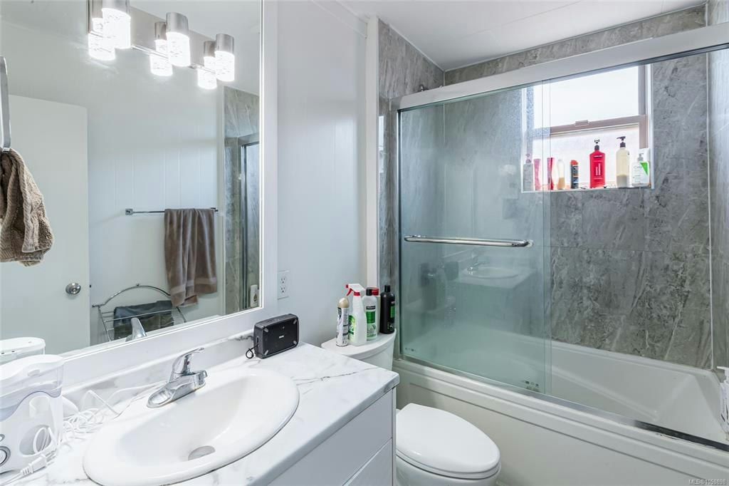 18 S Gillespie Street, Nanaimo, BC, V9R 4Y3 - 25