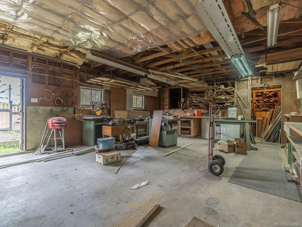 18 S Gillespie Street, Nanaimo, BC, V9R 4Y3 - 18