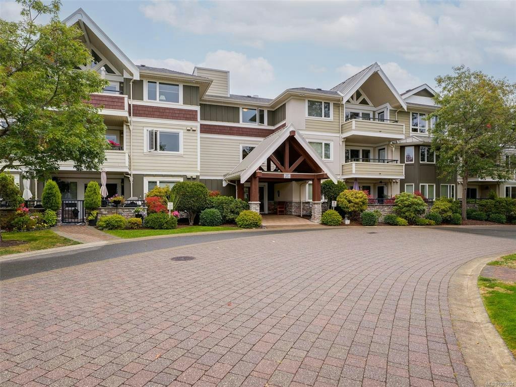 308-537 Heatherdale Lane, Saanich, BC, V8Z 0A4
