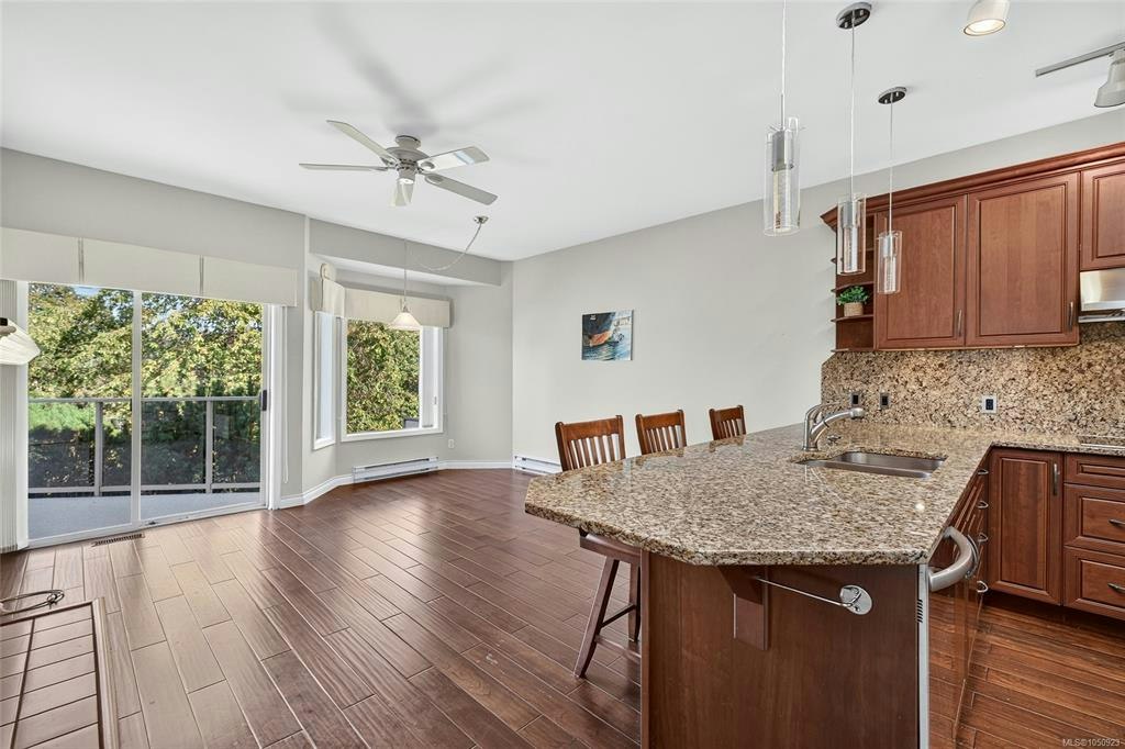 23-4360 Emily Carr Drive, Saanich, BC, V8X 4Y4 - 16
