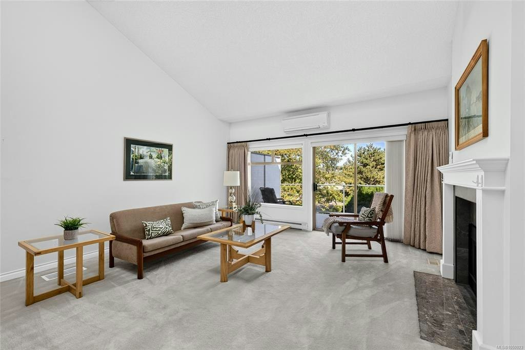 23-4360 Emily Carr Drive, Saanich, BC, V8X 4Y4 - 6