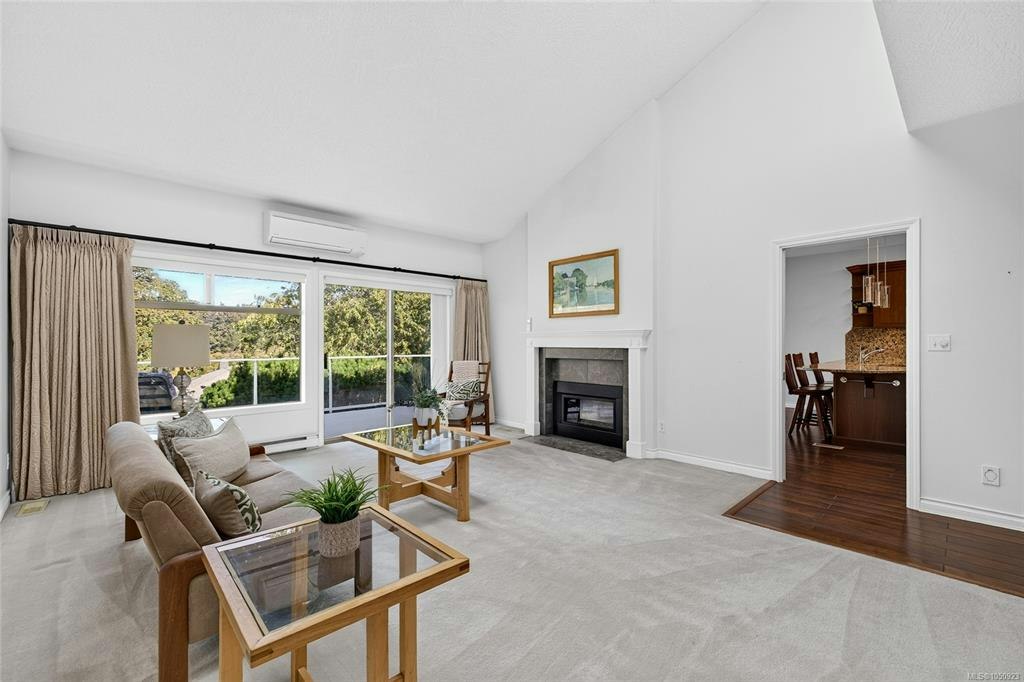 23-4360 Emily Carr Drive, Saanich, BC, V8X 4Y4 - 8