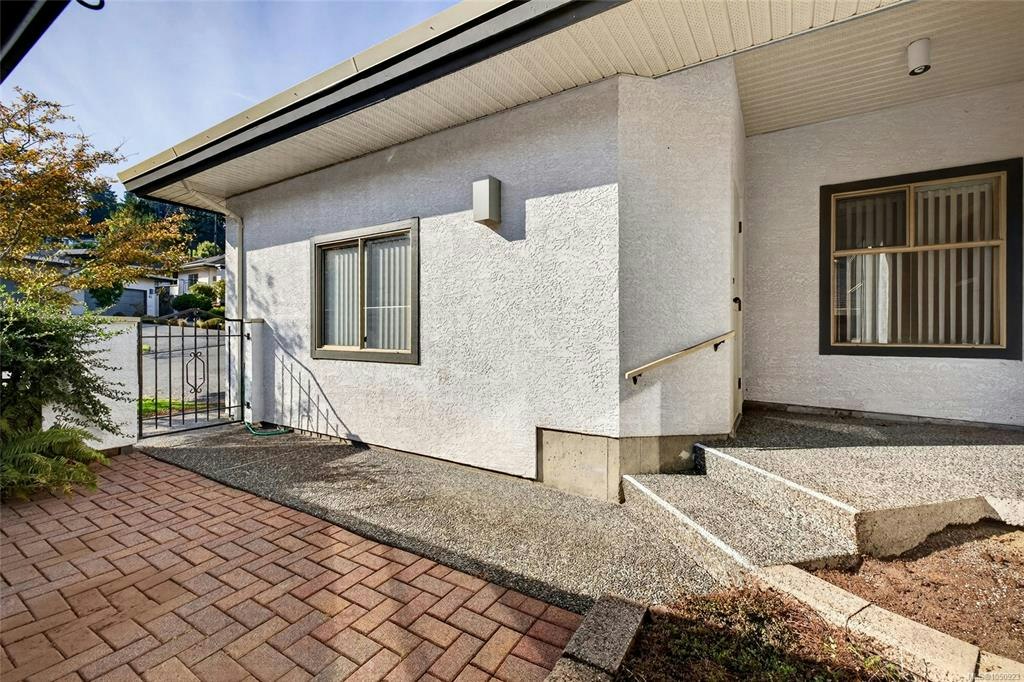 23-4360 Emily Carr Drive - 3