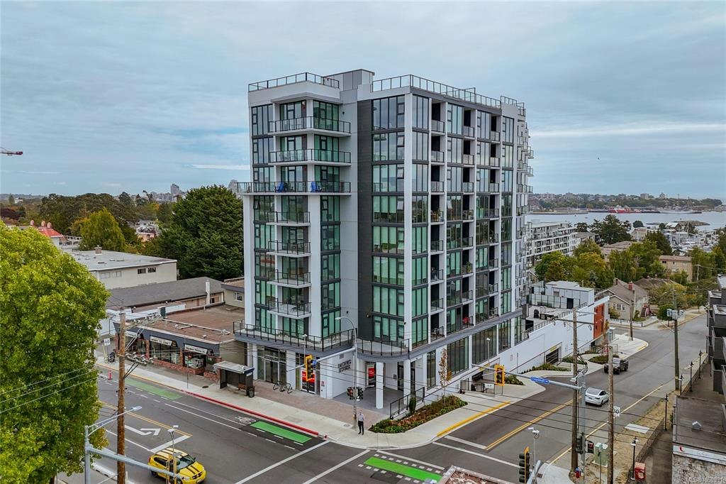 807-899 Esquimalt Road, Esquimalt, BC, V9A 3M5