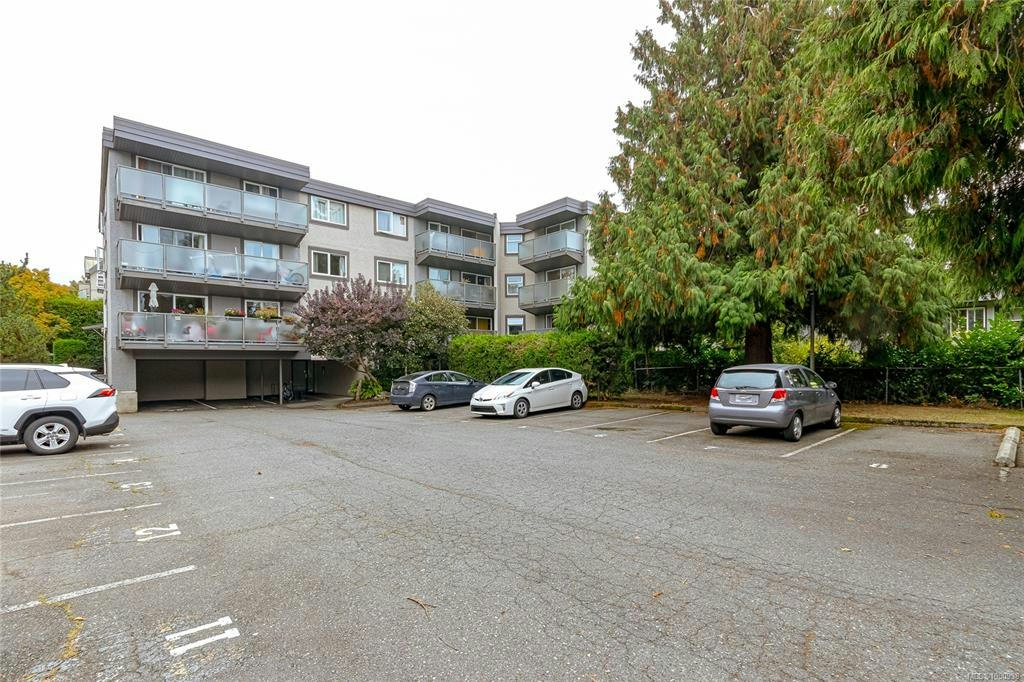 403-1342 Hillside Avenue, Victoria, BC, V8T 2B4 - 30