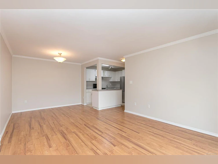 403-1342 Hillside Avenue, Victoria, BC, V8T 2B4 - 11