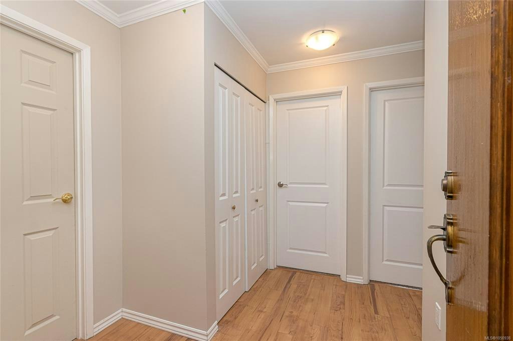 403-1342 Hillside Avenue, Victoria, BC, V8T 2B4 - 7