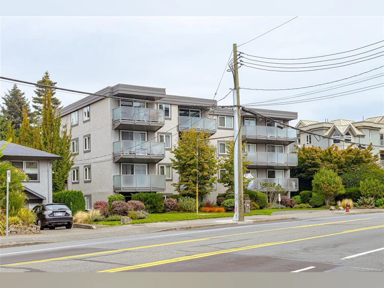 403-1342 Hillside Avenue, Victoria, BC, V8T 2B4 - 3