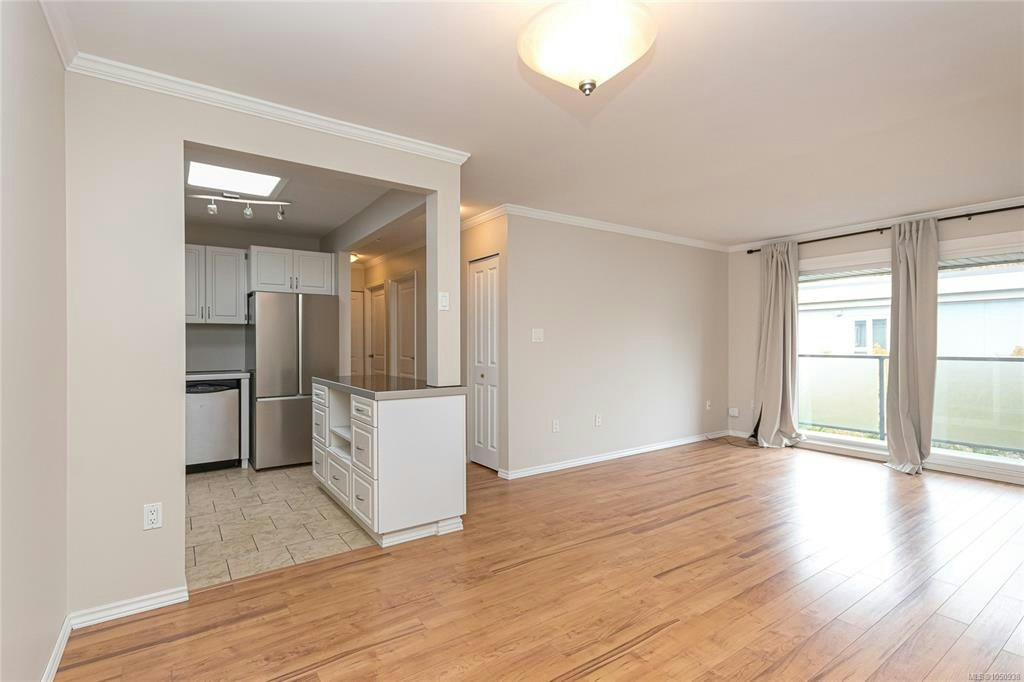 403-1342 Hillside Avenue, Victoria, BC, V8T 2B4 - 13