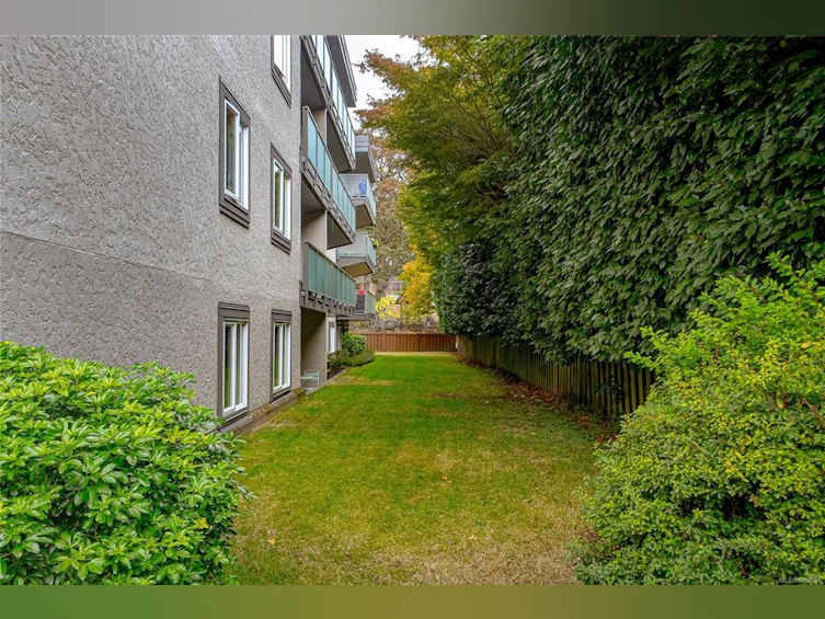 403-1342 Hillside Avenue, Victoria, BC, V8T 2B4 - 28