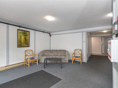 403-1342 Hillside Avenue - 4
