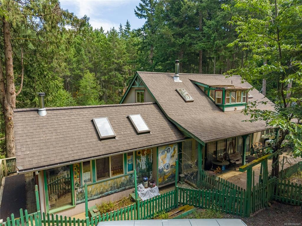 3706 Starboard Crescent, Pender Island, BC, V0N 2M0