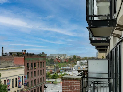 416-528 Pandora Avenue - 5