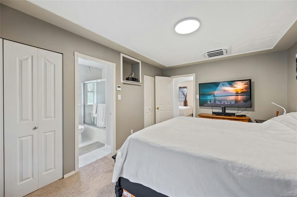 1557 Flicker Place, Courtenay, BC, V9N 8M6 - 32