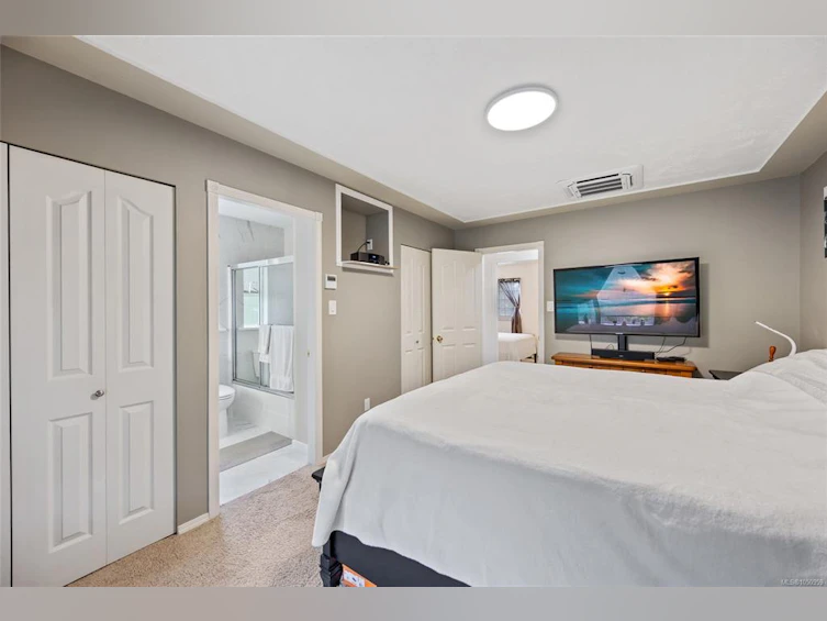 1557 Flicker Place, Courtenay, BC, V9N 8M6 - 32
