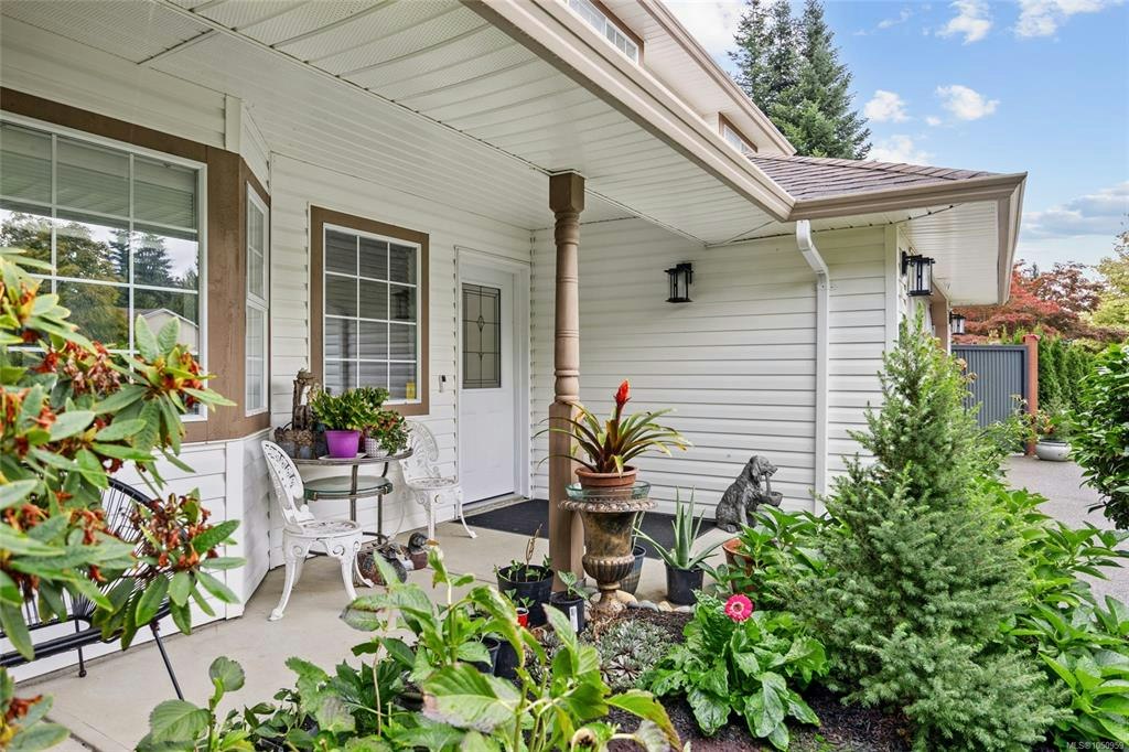 1557 Flicker Place, Courtenay, BC, V9N 8M6 - 4