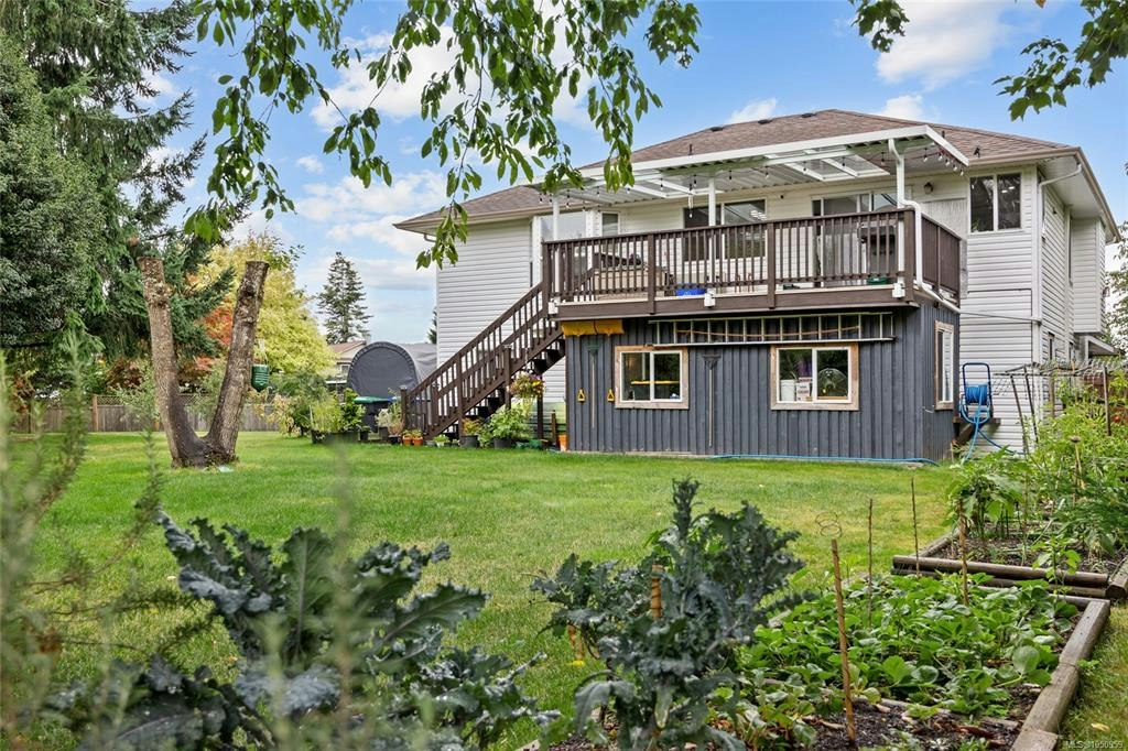 1557 Flicker Place, Courtenay, BC, V9N 8M6 - 41