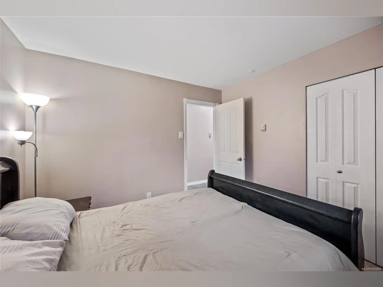 1557 Flicker Place, Courtenay, BC, V9N 8M6 - 13