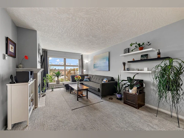 304-535 Manchester Road, Victoria, BC, V8T 5J1 - 3