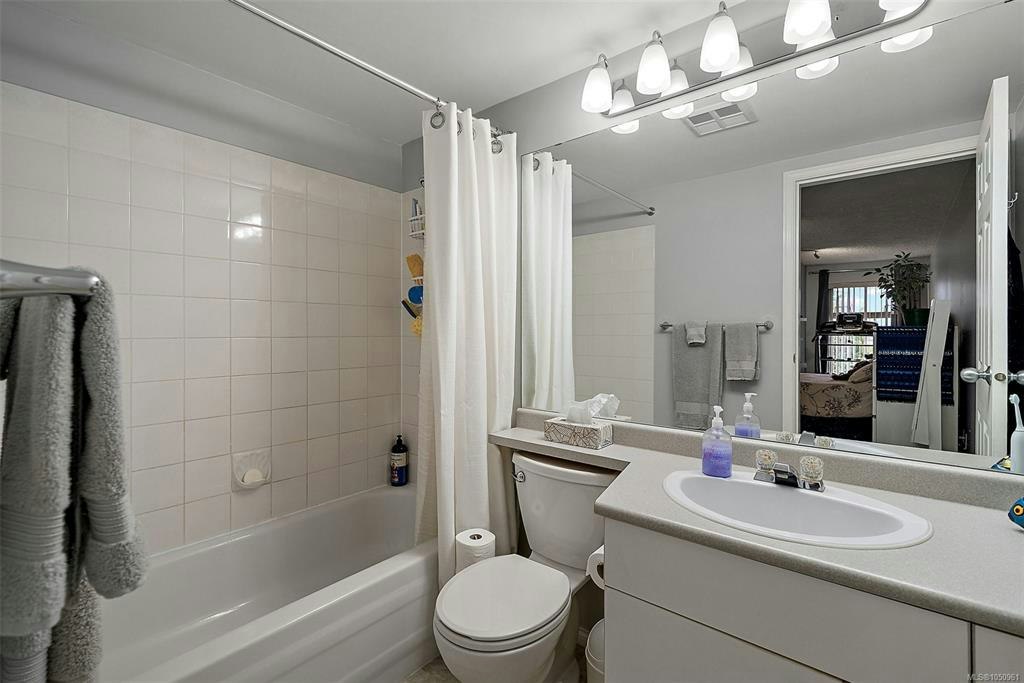 304-535 Manchester Road, Victoria, BC, V8T 5J1 - 18