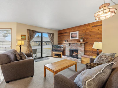 47-1051 Resort Drive - 5