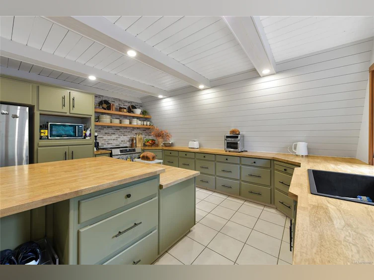 505 Bayview Drive, Mayne Island, BC, V0N 2J1 - 17