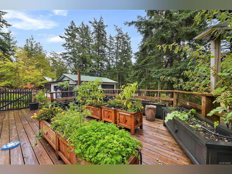 505 Bayview Drive, Mayne Island, BC, V0N 2J1 - 7