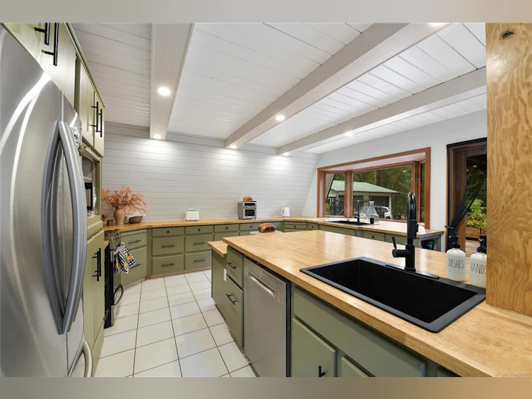 505 Bayview Drive, Mayne Island, BC, V0N 2J1 - 15