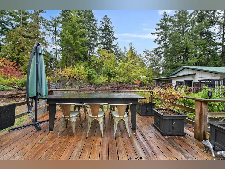 505 Bayview Drive, Mayne Island, BC, V0N 2J1 - 4