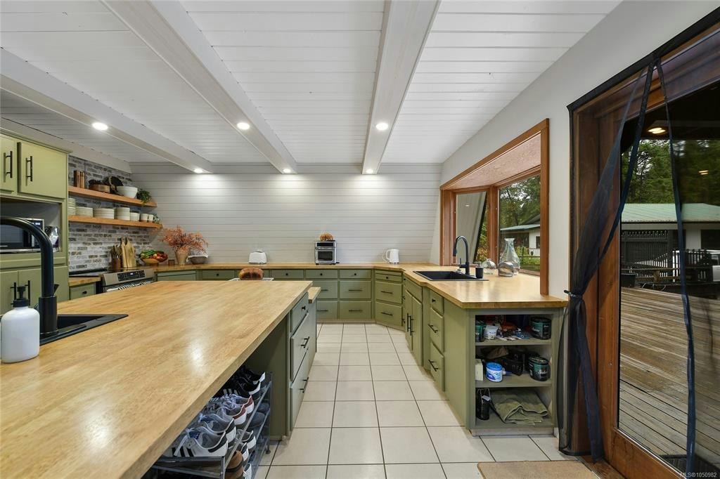 505 Bayview Drive, Mayne Island, BC, V0N 2J1 - 14