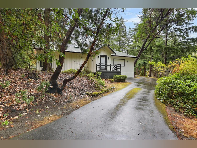 505 Bayview Drive, Mayne Island, BC, V0N 2J1 - 8