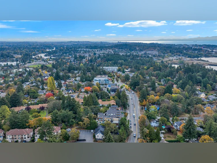 408-280 Island Highway, View Royal, BC, V9B 1G5 - 33