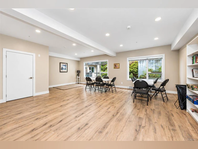 408-280 Island Highway, View Royal, BC, V9B 1G5 - 18