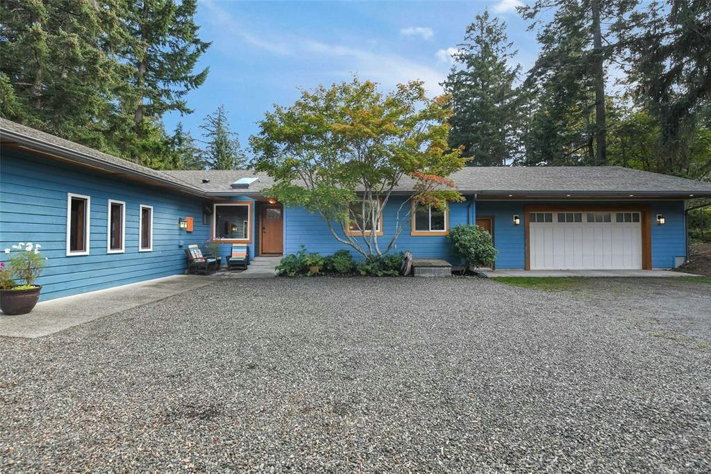 606 Colby Road, Comox, BC, V9M 4H8