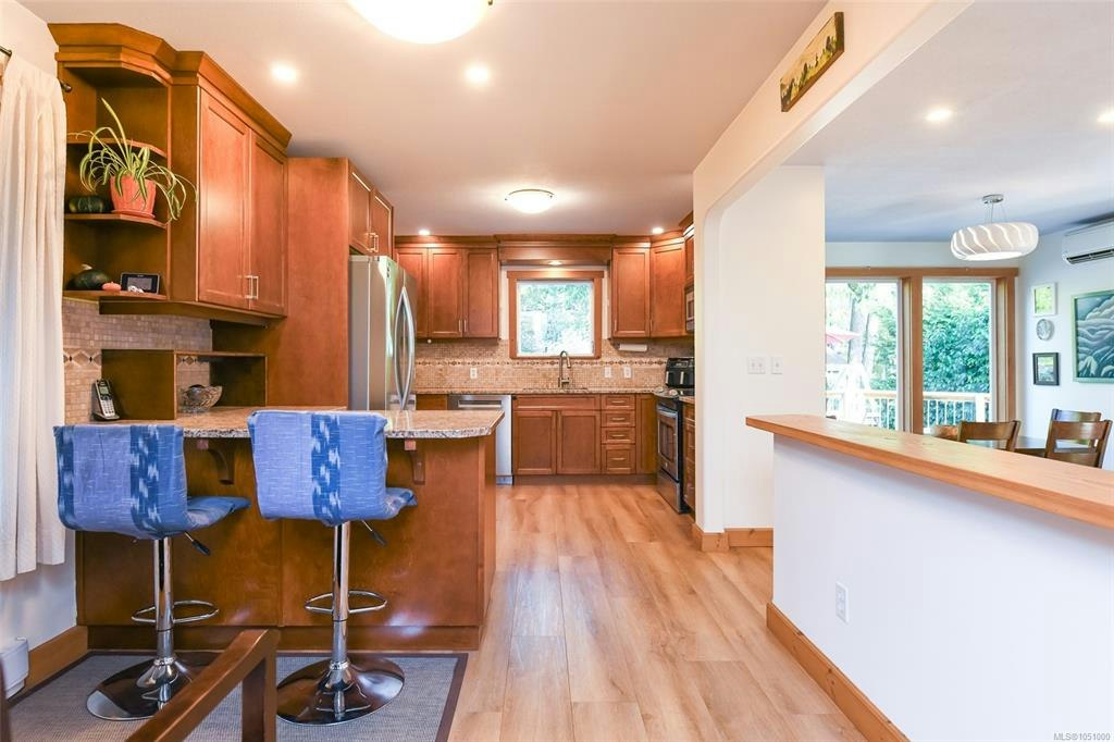 606 Colby Road, Comox, BC, V9M 4H8 - 16