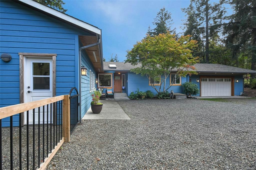 606 Colby Road, Comox, BC, V9M 4H8 - 4