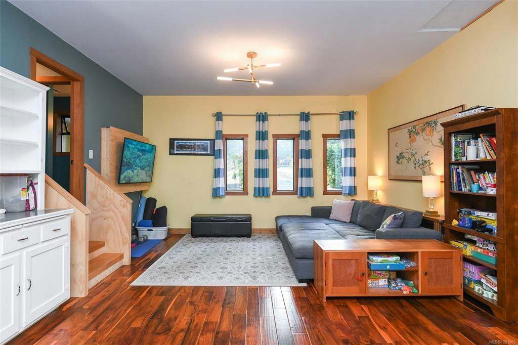 606 Colby Road, Comox, BC, V9M 4H8 - 25