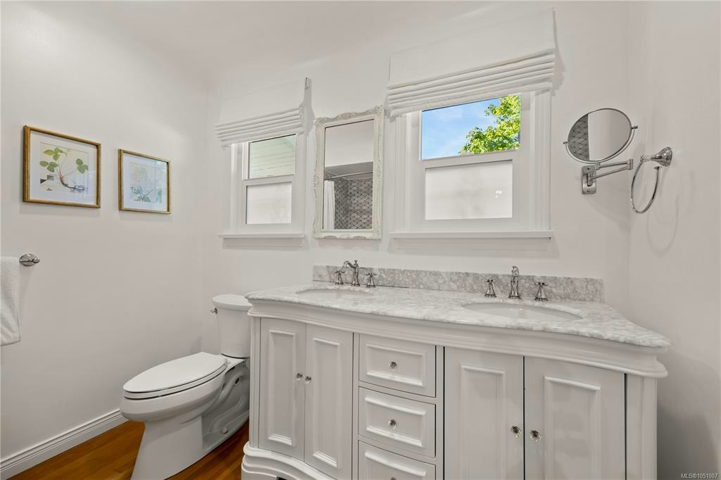 741 Cowper Street, Saanich, BC, V9A 2G1 - 22