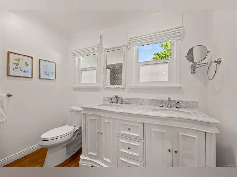 741 Cowper Street, Saanich, BC, V9A 2G1 - 22