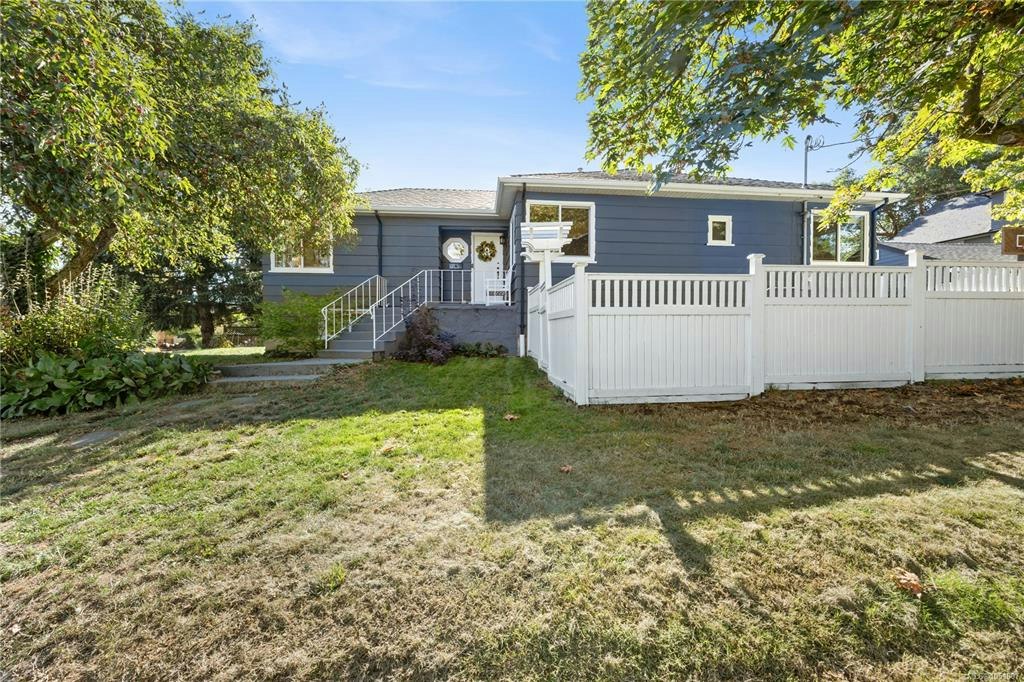 741 Cowper Street, Saanich, BC, V9A 2G1 - 46