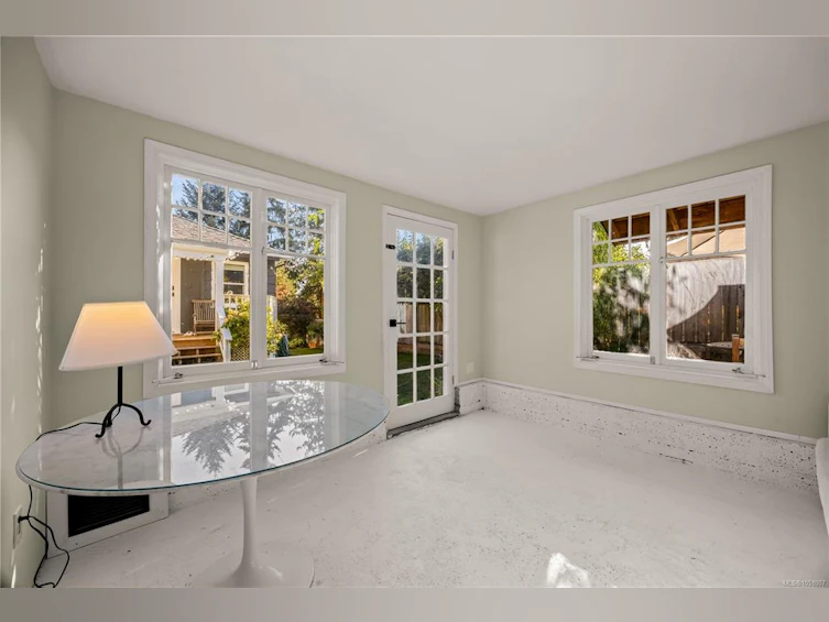 741 Cowper Street, Saanich, BC, V9A 2G1 - 34
