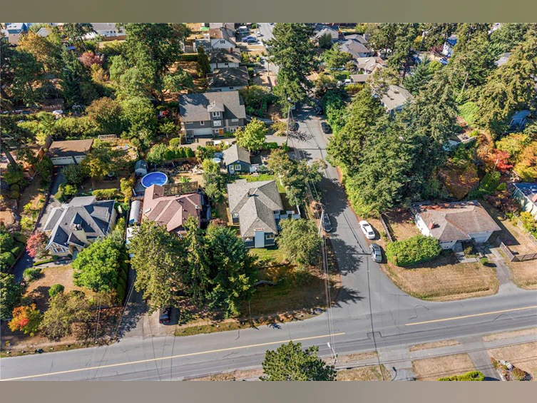 741 Cowper Street, Saanich, BC, V9A 2G1 - 48