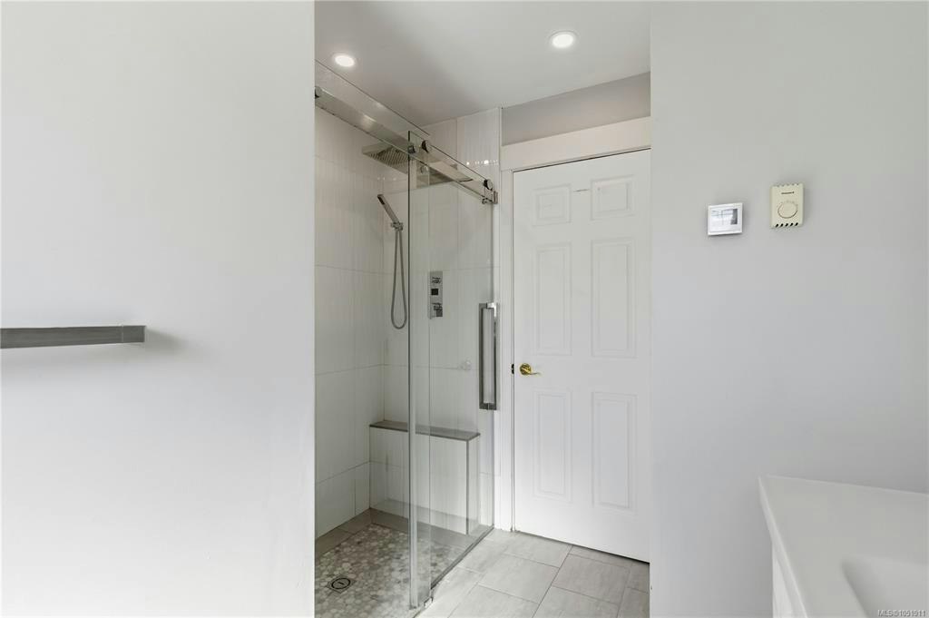 2508 Shakespeare Street, Victoria, BC, V8R 4G5 - 28
