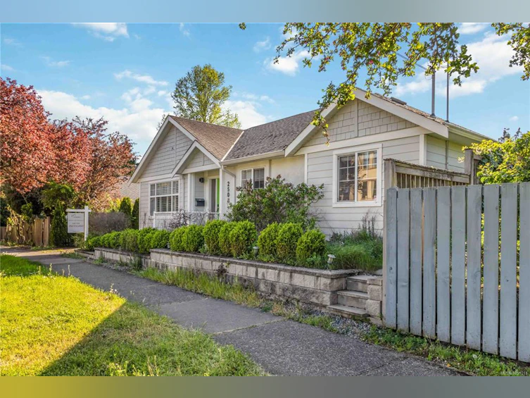 2508 Shakespeare Street, Victoria, BC, V8R 4G5 - 39