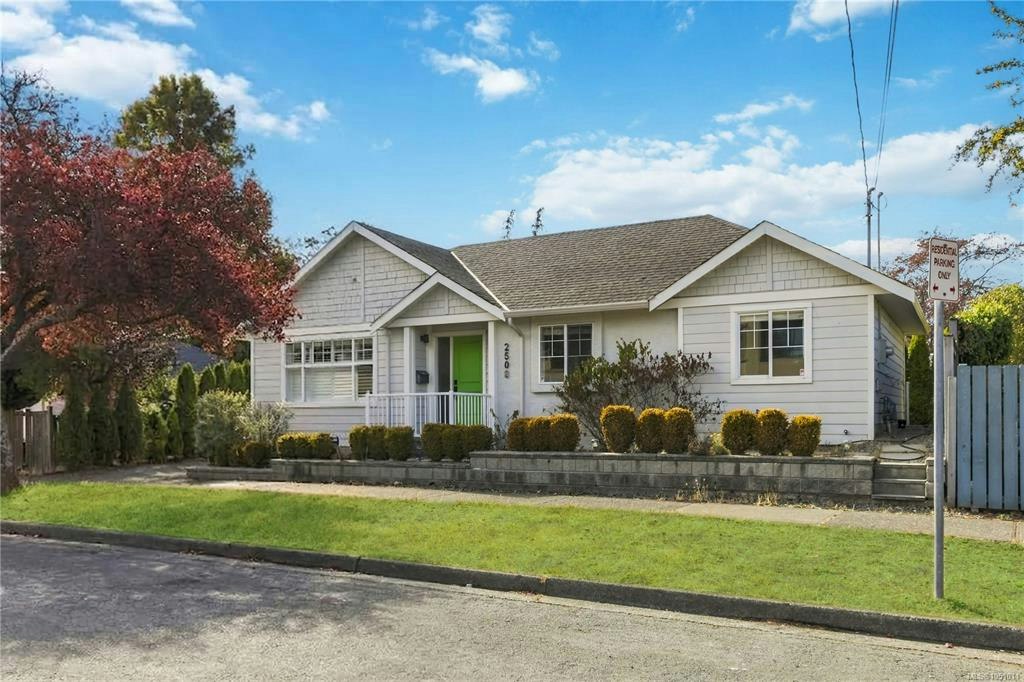 2508 Shakespeare Street, Victoria, BC, V8R 4G5 - 38