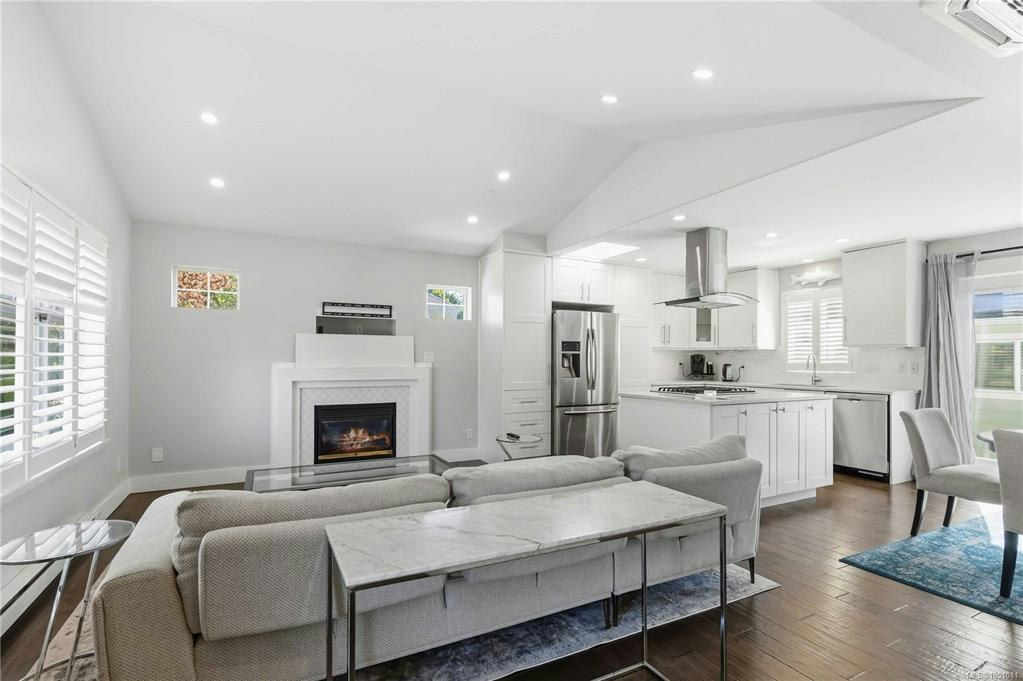 2508 Shakespeare Street - 2