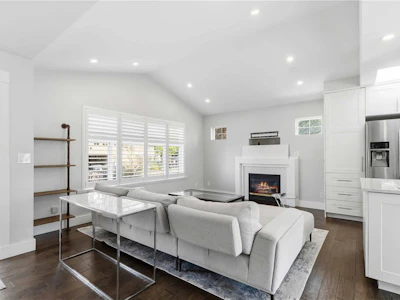 2508 Shakespeare Street - 3