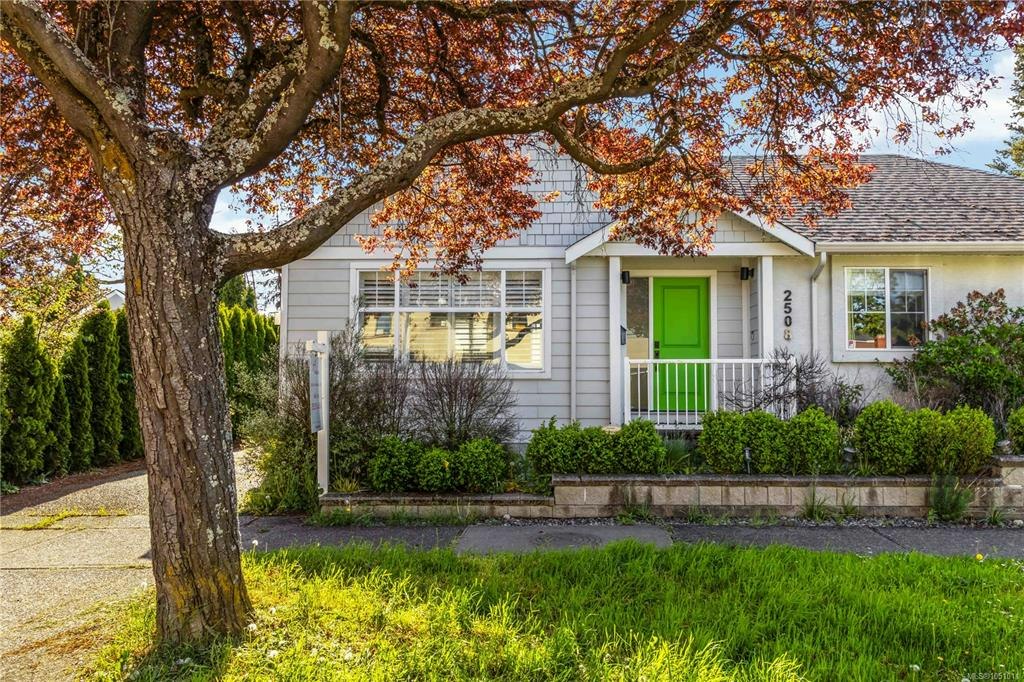 2508 Shakespeare Street, Victoria, BC, V8R 4G5 - 6